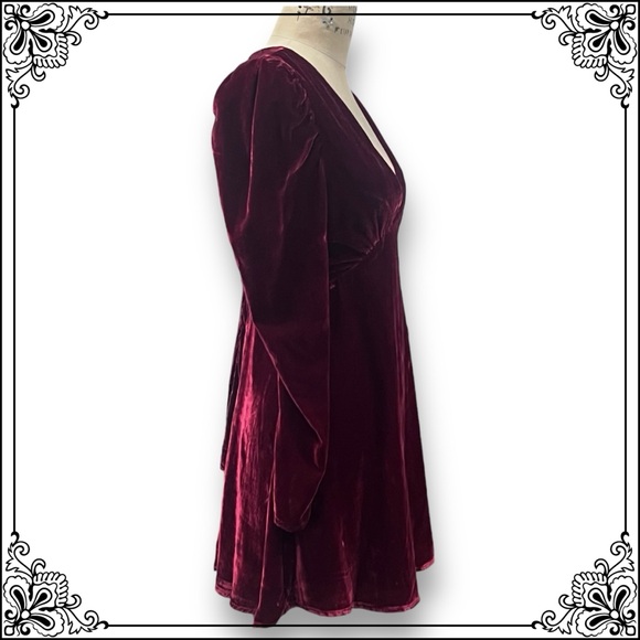 TULAROSA Mini Empire Waist Velvet Dress - Size S / NWT - Picture 6 of 11